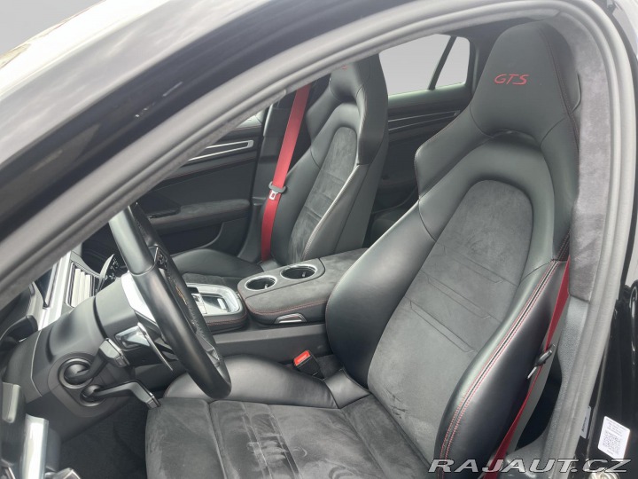 Porsche Panamera GTS 2019