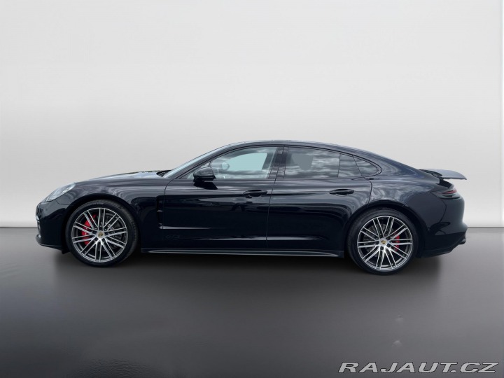 Porsche Panamera GTS 2019