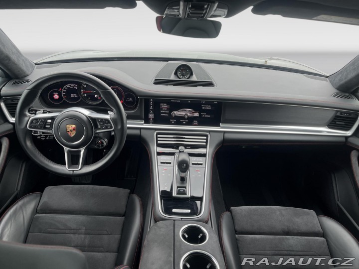 Porsche Panamera GTS 2019