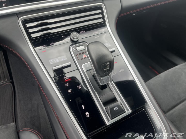 Porsche Panamera GTS 2019
