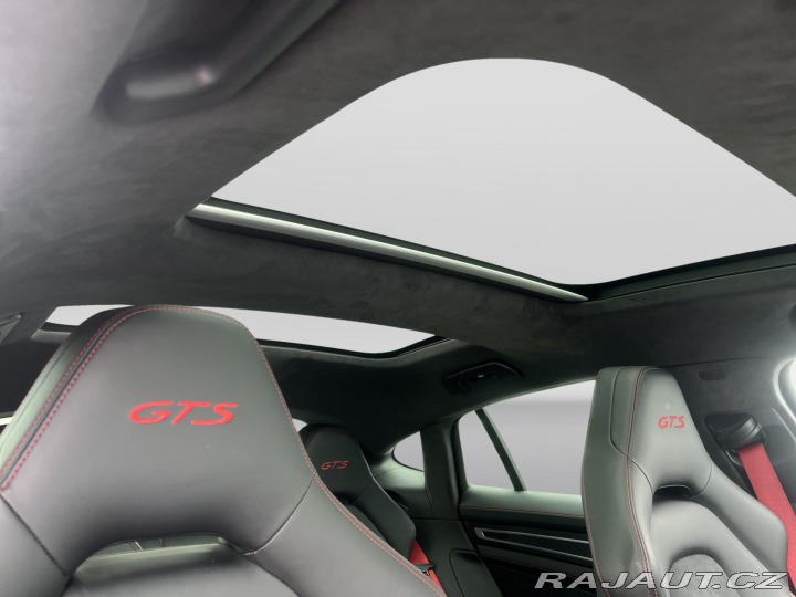 Porsche Panamera GTS 2019