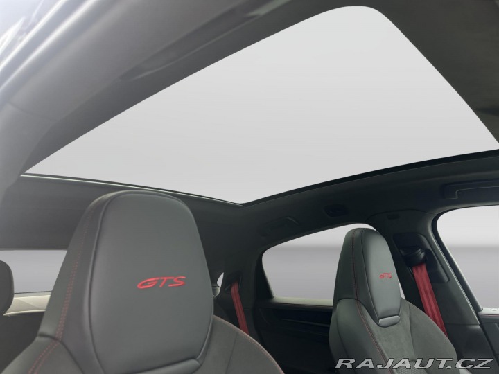 Porsche Cayenne GTS 2025