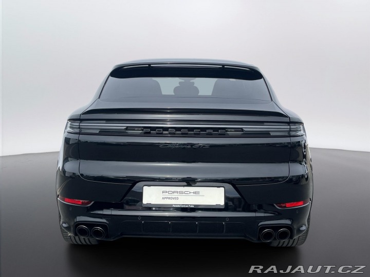Porsche Cayenne GTS 2025