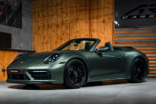 Porsche 911 4 GTS