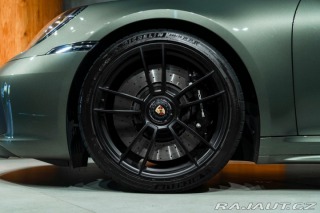 Porsche 911 4 GTS 2022