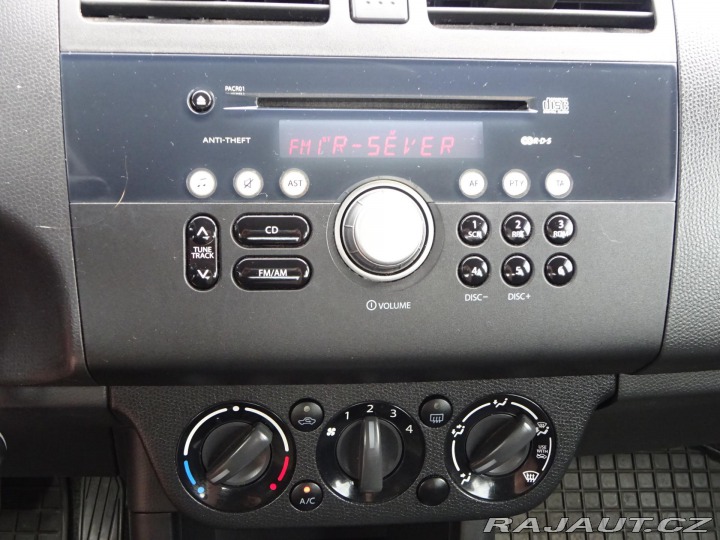Suzuki Swift 1.3 68kW AUTOMAT KLIMA 5 2008