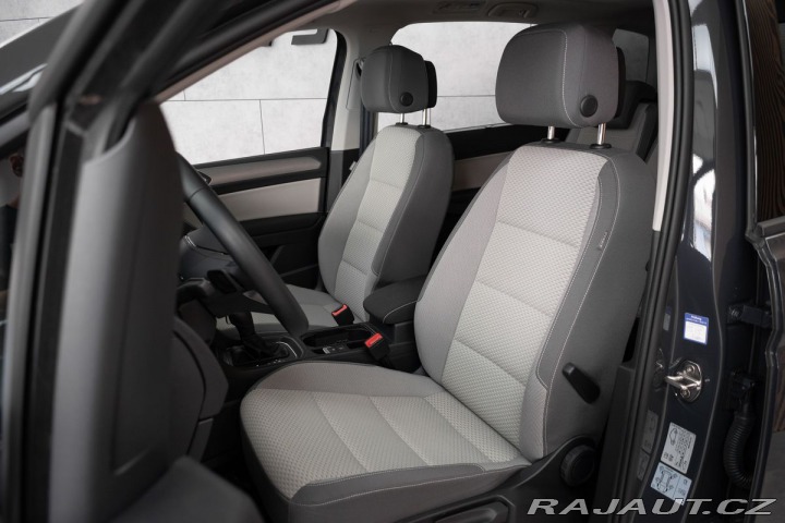 Volkswagen Touran 1.5 TSI DSG*TAŽNÉ*7.MÍST* 2024