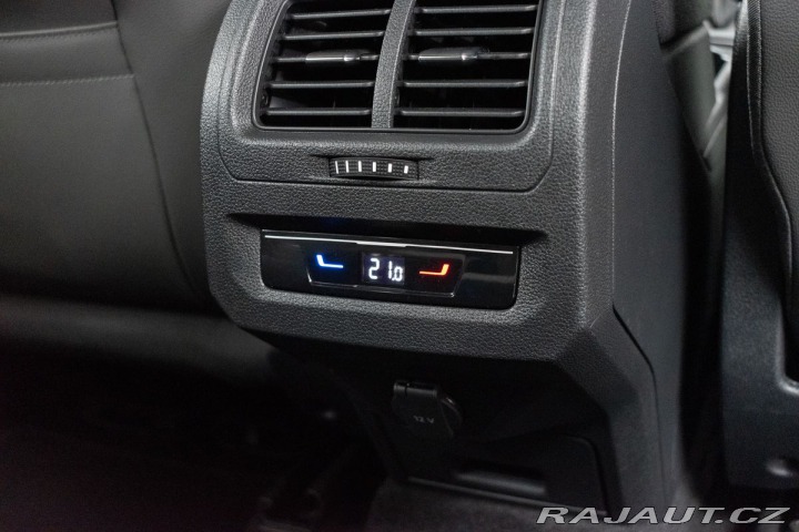 Volkswagen Touran 1.5 TSI DSG*TAŽNÉ*7.MÍST* 2024