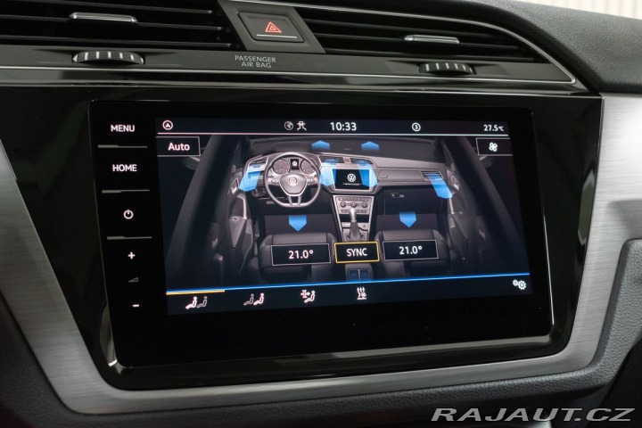 Volkswagen Touran 1.5 TSI DSG*TAŽNÉ*7.MÍST* 2024