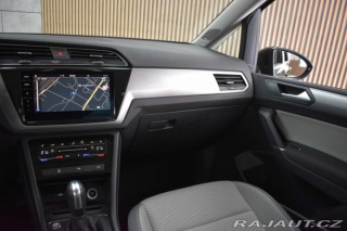 Volkswagen Touran 1.5 TSI DSG*TAŽNÉ*7.MÍST* 2024
