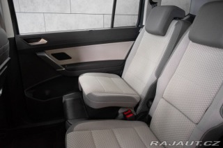 Volkswagen Touran 1.5 TSI DSG*TAŽNÉ*7.MÍST* 2024