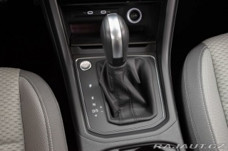 Volkswagen Touran 1.5 TSI DSG*TAŽNÉ*7.MÍST* 2024