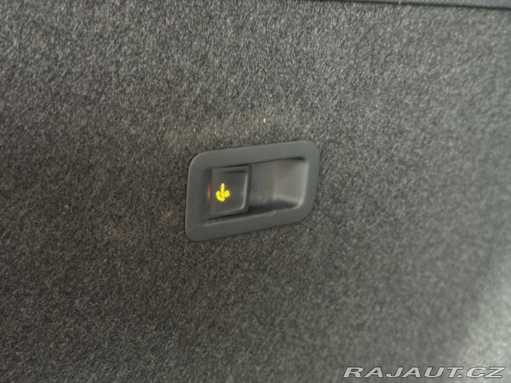 Cupra Formentor 2,0TSI VZ 333*4x4*KeyLess 2026