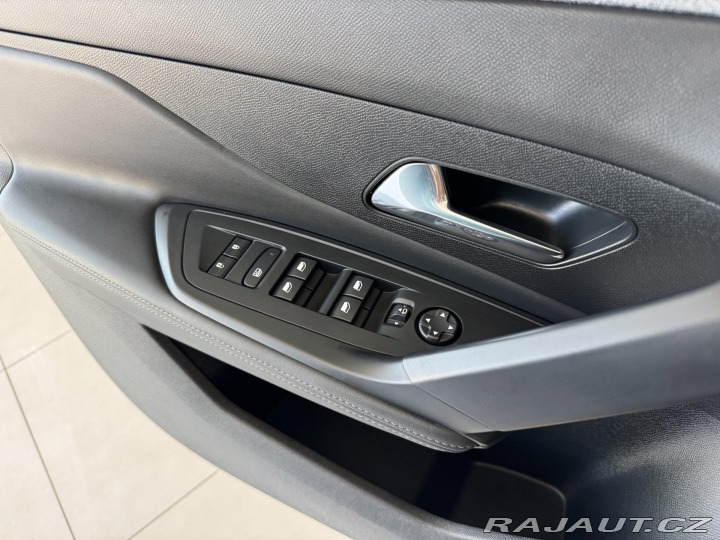 Peugeot 308 1,2PT 96KW*ALLURE*Kamera* 2024