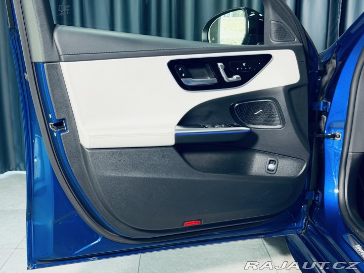 Mercedes-Benz C 200*AMG*ZÁRUKA*TAŽNÉ*NAPP 2022