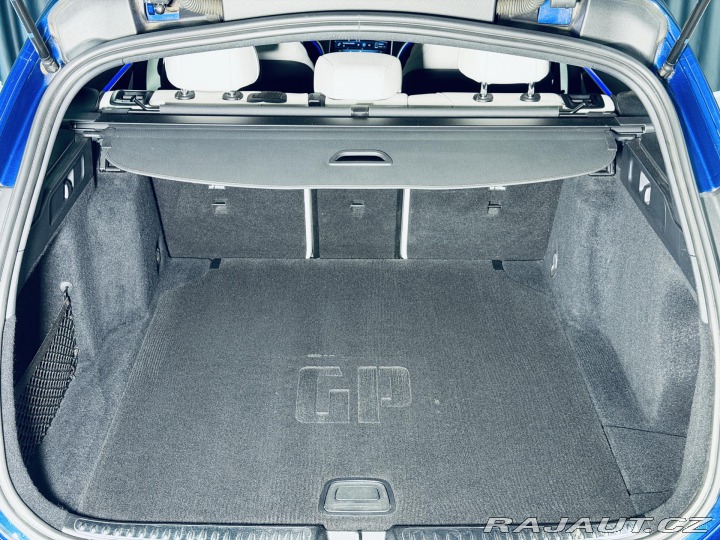 Mercedes-Benz C 200*AMG*ZÁRUKA*TAŽNÉ*NAPP 2022