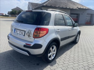 Suzuki SX4 1,6 i 79kw 4x4 KLIMA CZau 2009