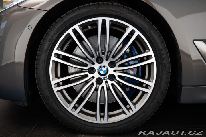 BMW M5 d xDrive/HarmanKardon/Ven 2020
