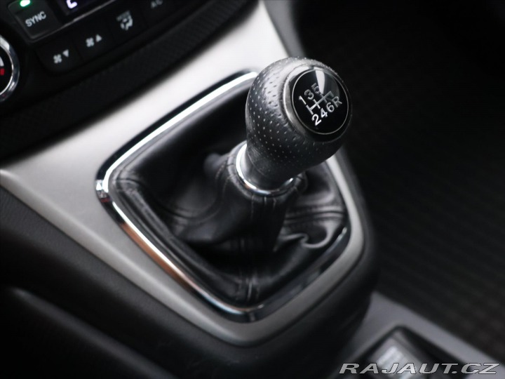 Honda CR-V 1,6 D 88kW Comfort CZ Nav 2015