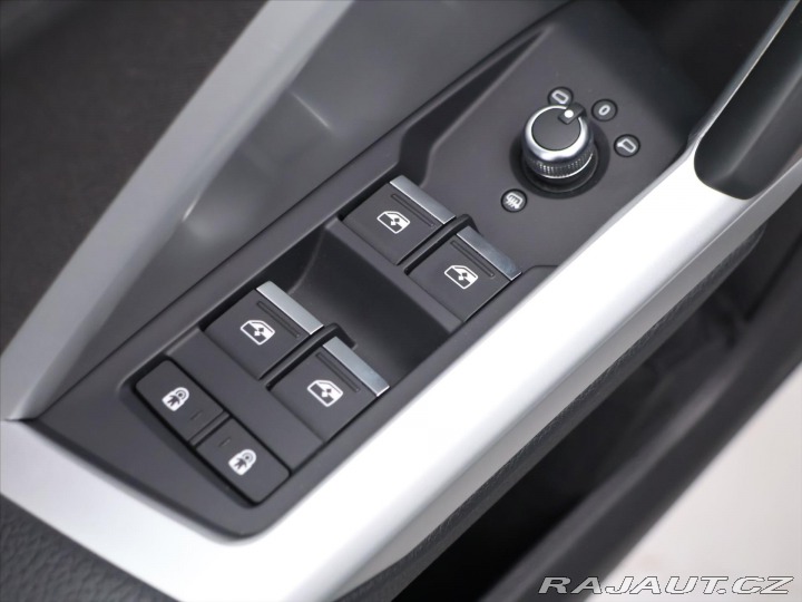 Audi Q3 1,5 35 TFSI S tronic S li 2019