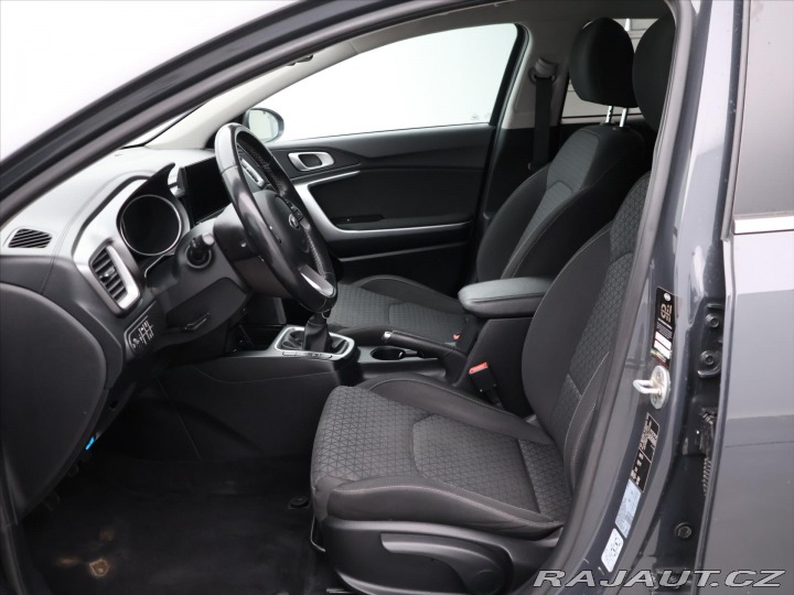 Kia Ceed 1,4 T-GDI Fresh CZ Serv.k 2021