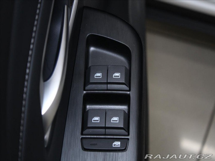 MG ZS 1,5 Hybrid+ Exclusive 31t 2025