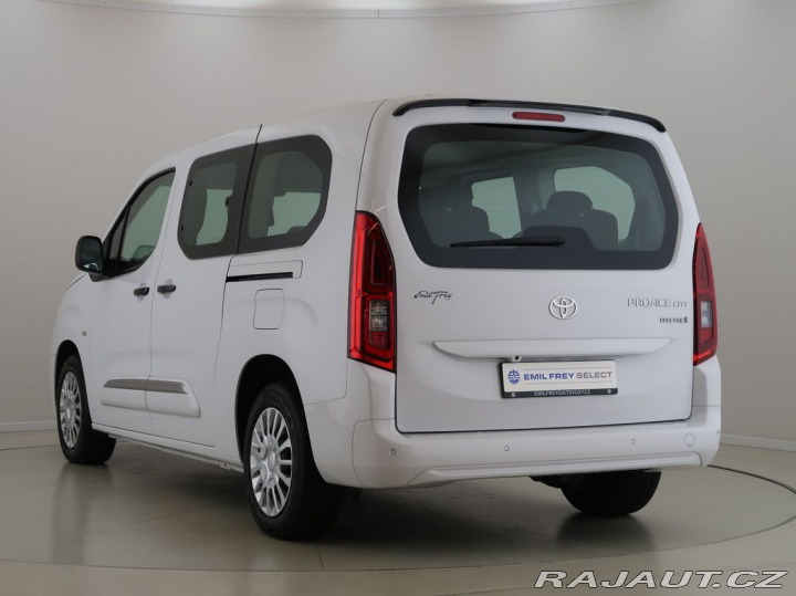 Toyota ProAce City Verso 100kW,EV,98%SOH,L2,AT,7S, 2025