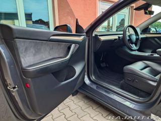 Tesla Model Y Long Range Dual Motor 378 2022