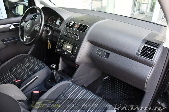 Volkswagen Touran 2012