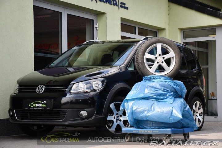 Volkswagen Touran 2012