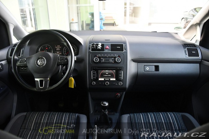 Volkswagen Touran 2.0TDi CROSS NAVI VÝHŘEV 2012