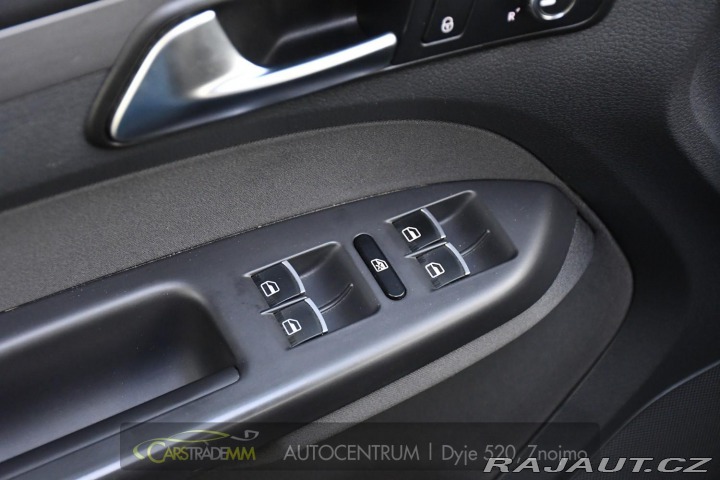 Volkswagen Touran 2012