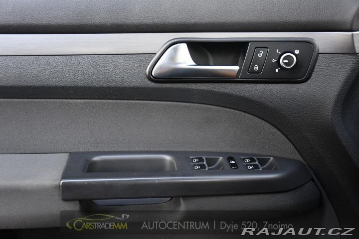 Volkswagen Touran 2012