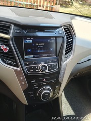 Hyundai Santa Fe SUV 2013