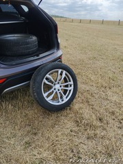 Hyundai Santa Fe SUV 2013