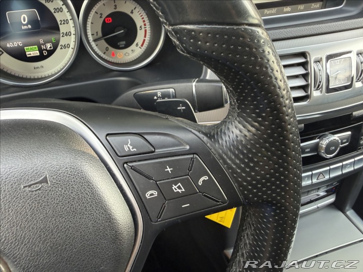 Mercedes-Benz E E 300de Hybrid Vzduch 2014