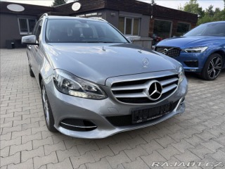 Mercedes-Benz E E 300de Hybrid Vzduch 2014