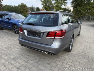 Mercedes-Benz E E 300de Hybrid Vzduch 2014