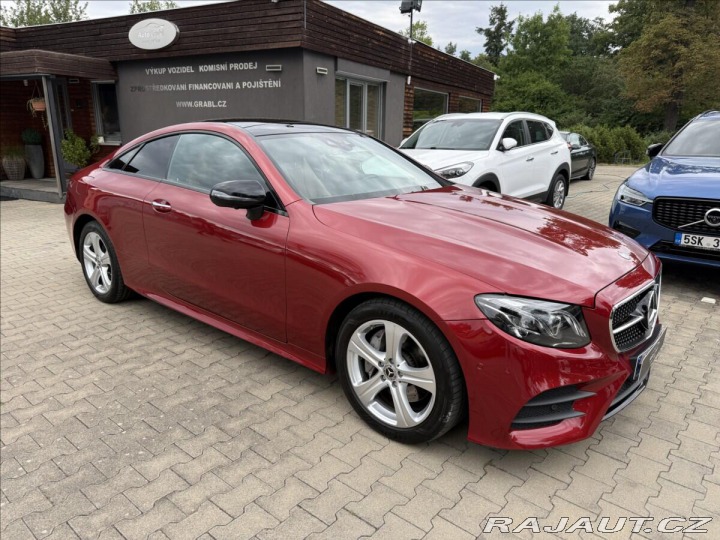 Mercedes-Benz E 220d AMG Avantgarde Kupé 2017