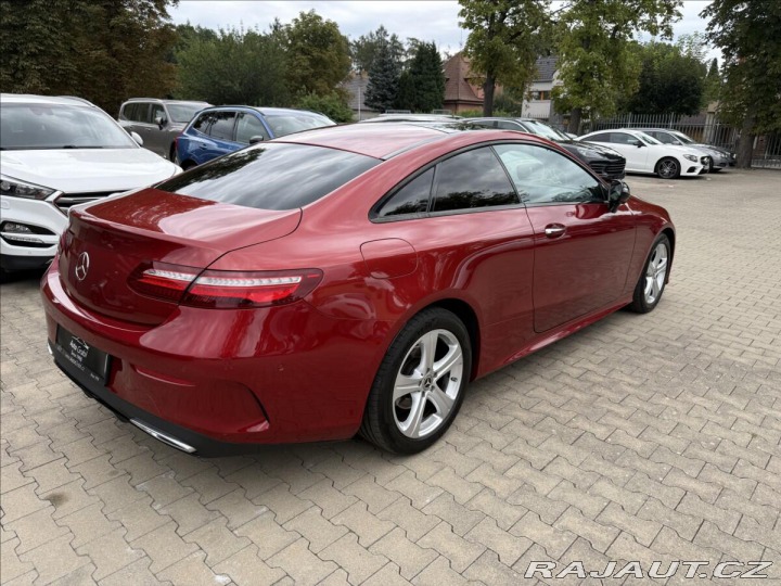 Mercedes-Benz E 220d AMG Avantgarde Kupé 2017