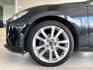 Mazda 6  1800