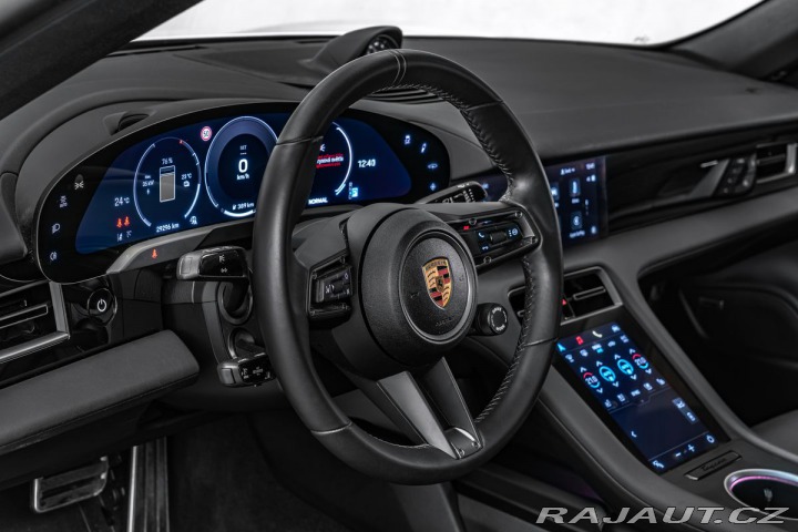 Porsche Taycan 4 Sport Chrono Pano 2025