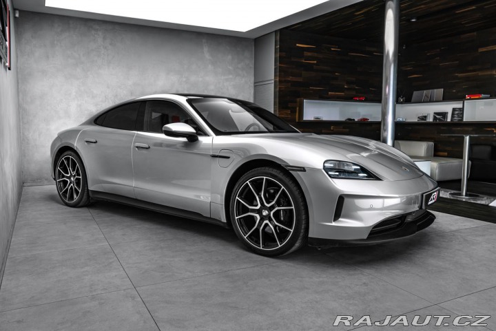 Porsche Taycan 4 Sport Chrono Pano 2025