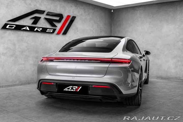 Porsche Taycan 4 Sport Chrono Pano 2025