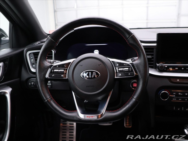 Kia Ceed 1,6 TGDI 150kW GT LED 1.M 2019