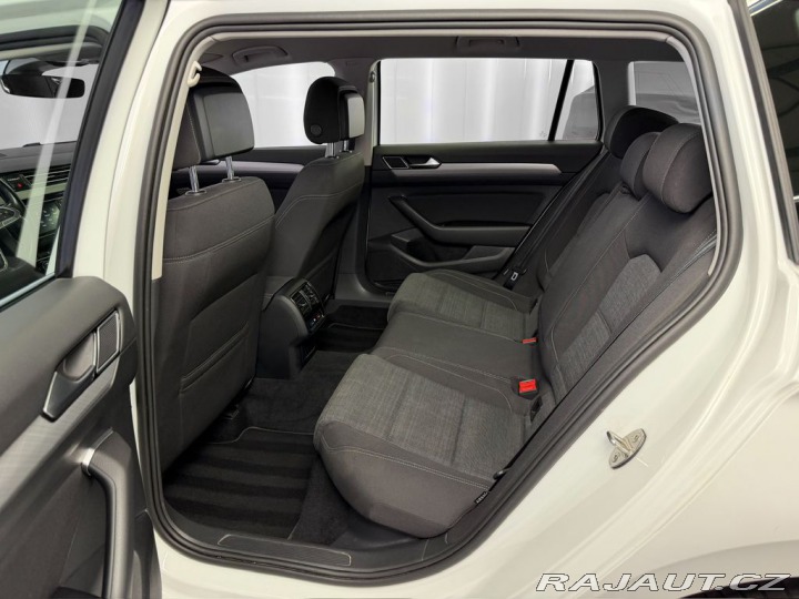 Volkswagen Passat 1.5 TSI EVO BMT BUSINESS, 2020