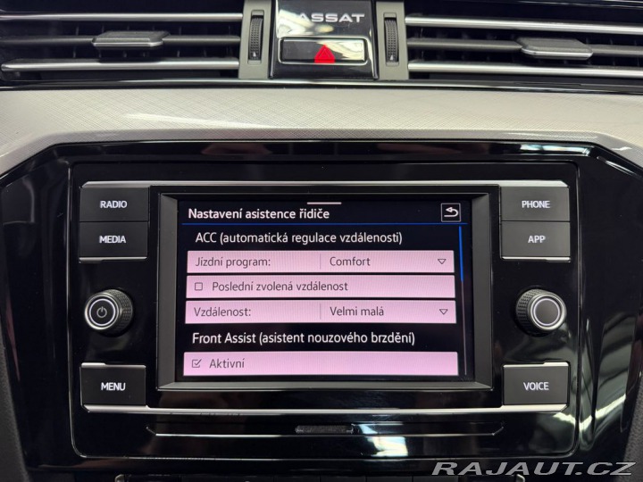 Volkswagen Passat 1.5 TSI EVO BMT BUSINESS, 2020