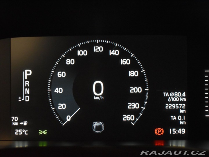 Volvo XC60 2,0 D4 AWD Momentum Tažné 2018