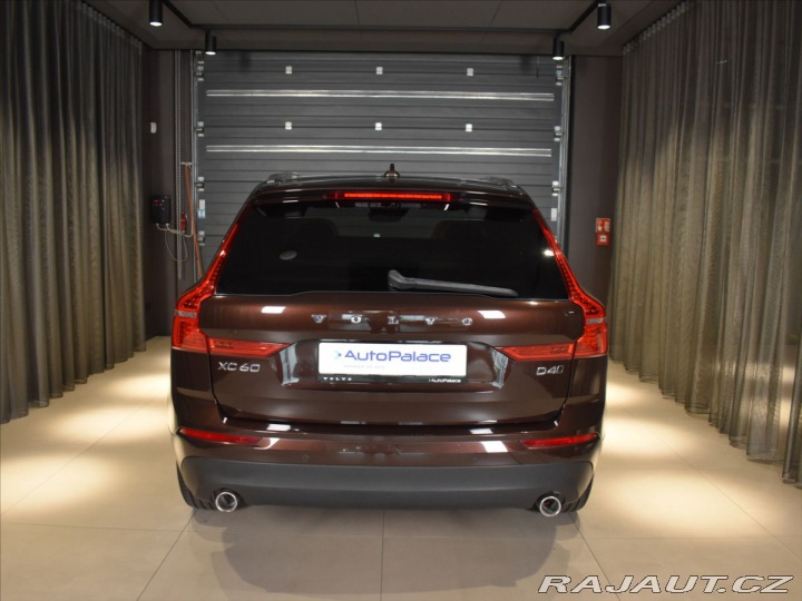 Volvo XC60 2,0 D4 AWD Momentum Tažné 2018