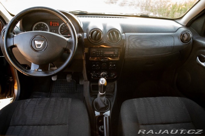 Dacia Duster 1,6   77 kw 2010 klima ta 2010
